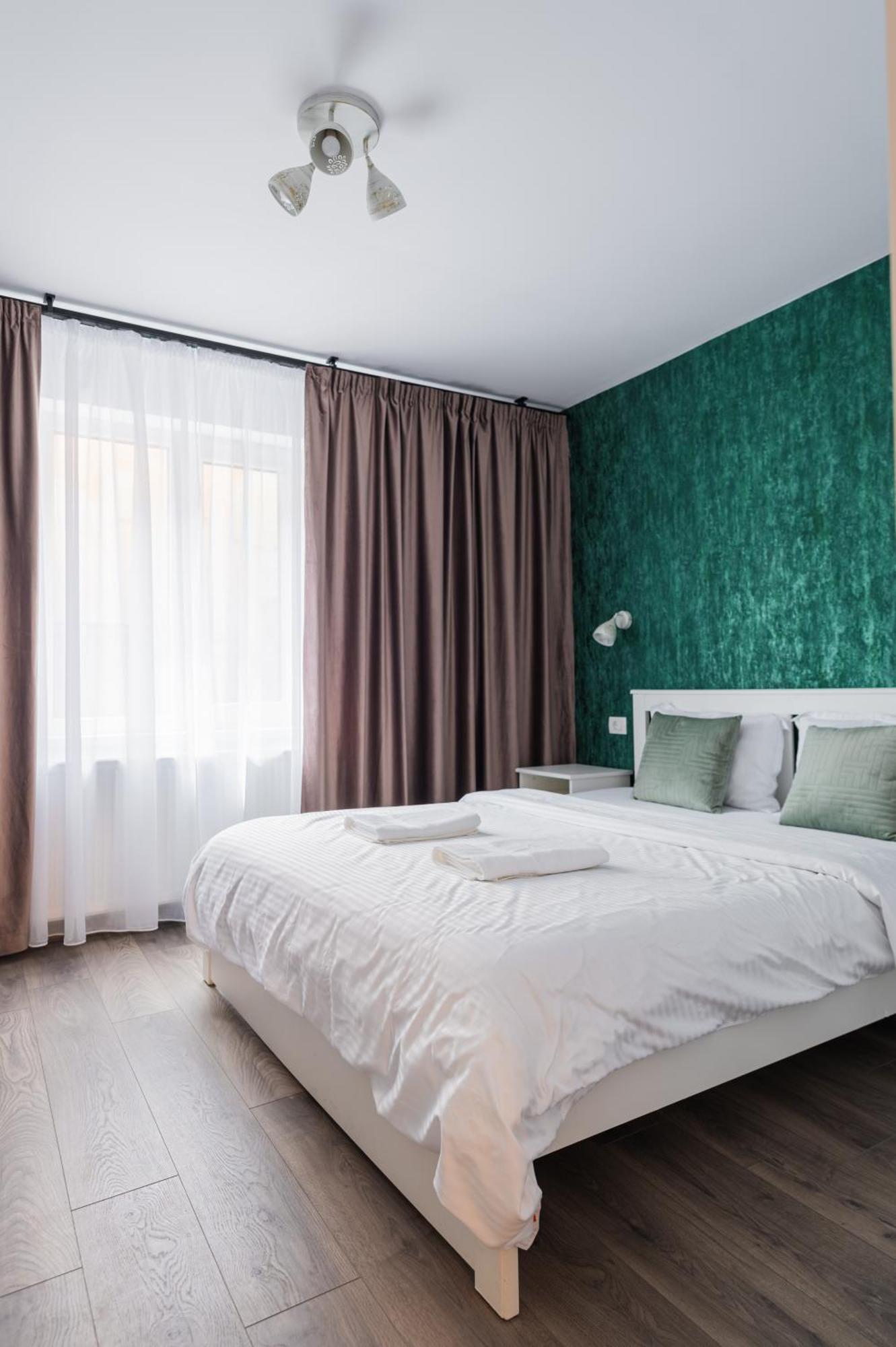 Fun House - Comfortable Stay With Garden And Near Parking Μπρασόβ Εξωτερικό φωτογραφία