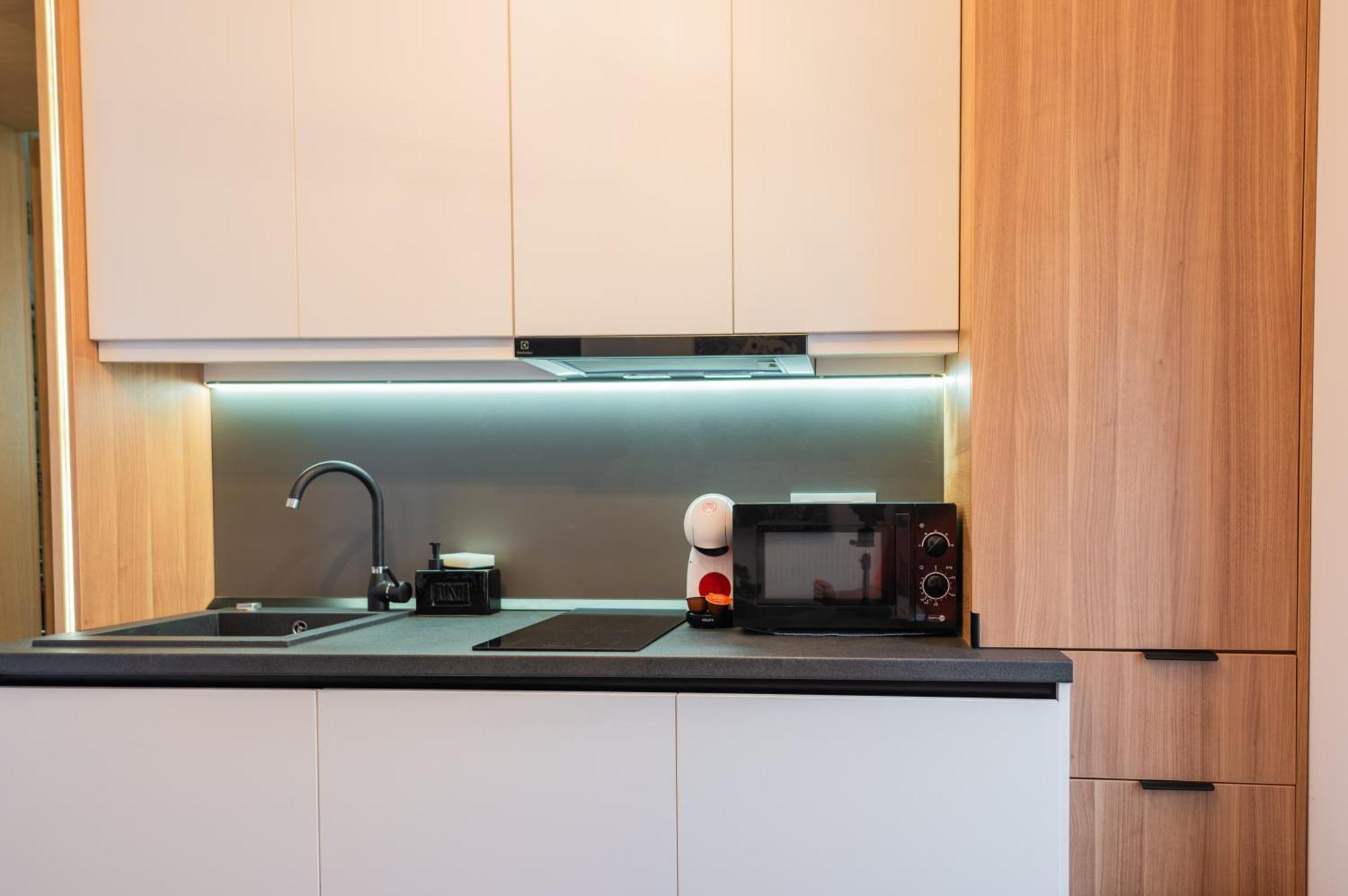 Fun House - Comfortable Stay With Garden And Near Parking Μπρασόβ Εξωτερικό φωτογραφία